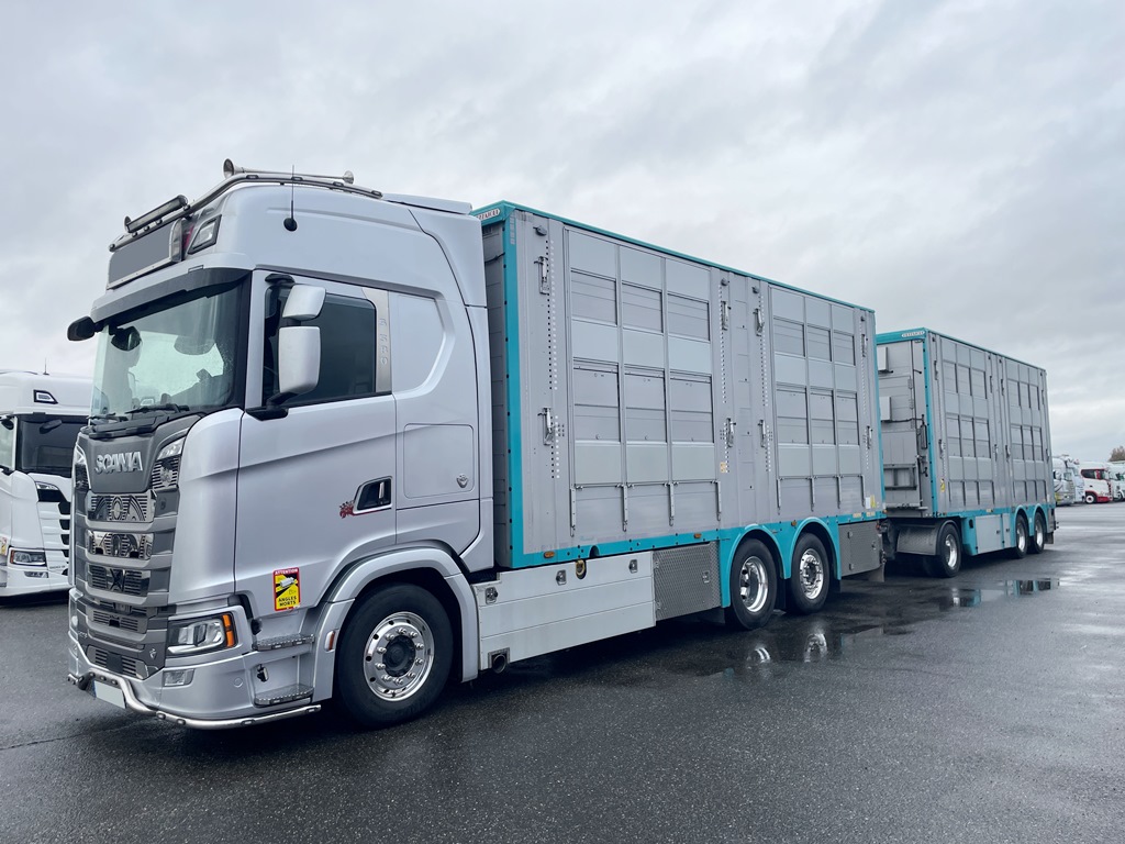 SCANIA S580 + PEZZAIOLI - 3 étages - 2 compartiments - 2020