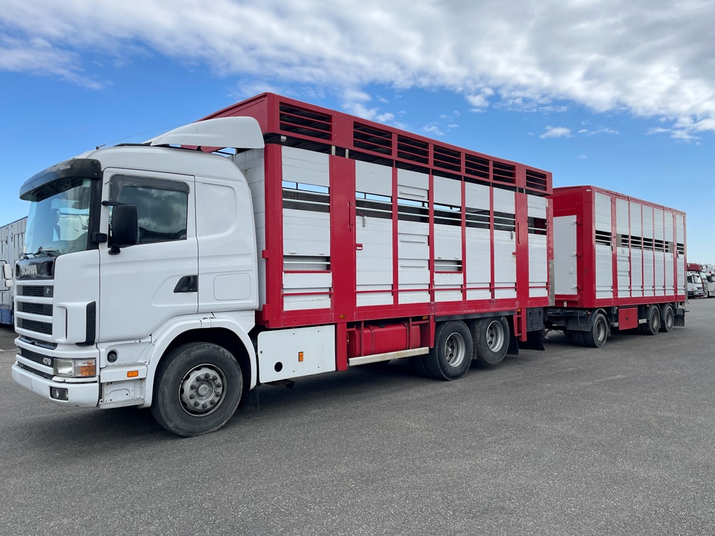 SCANIA 124 G470 + SAMRO - bétaillère 2 étages REGNAULT - 2002 + 2007