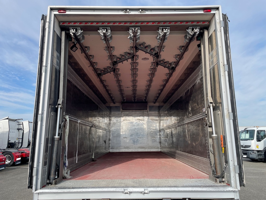 Penderie + Elévateur à viande