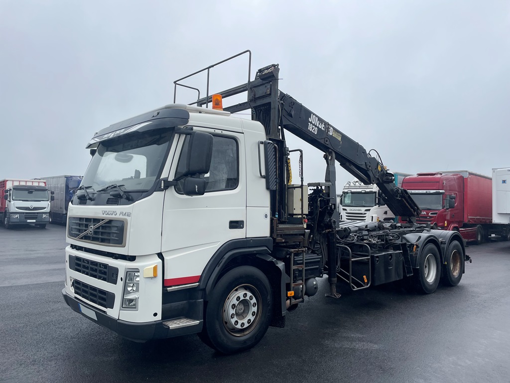 VOLVO - FM12 420 - POLYBENNE + GRUE - 2005