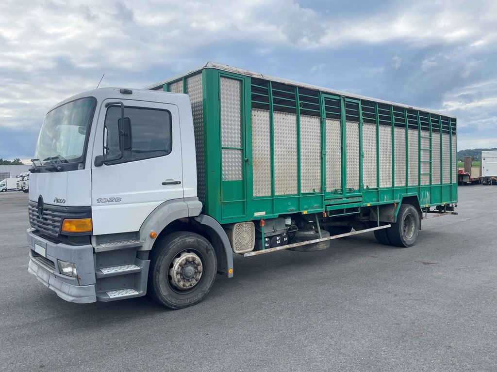 MERCEDES ATEGO 1828 - Bétaillère - 2001
