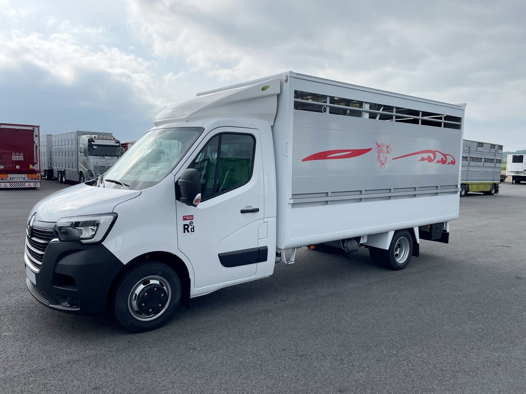 RENAULT MASTER DCI 130 - ALU - NEUF