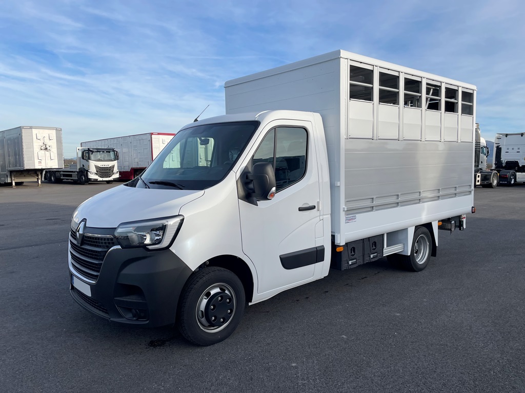 RENAULT MASTER DCi 165 - bétaillère 2 étages - Neuf