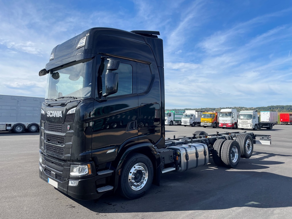 SCANIA S560 - CHASSIS CABINE - 2023