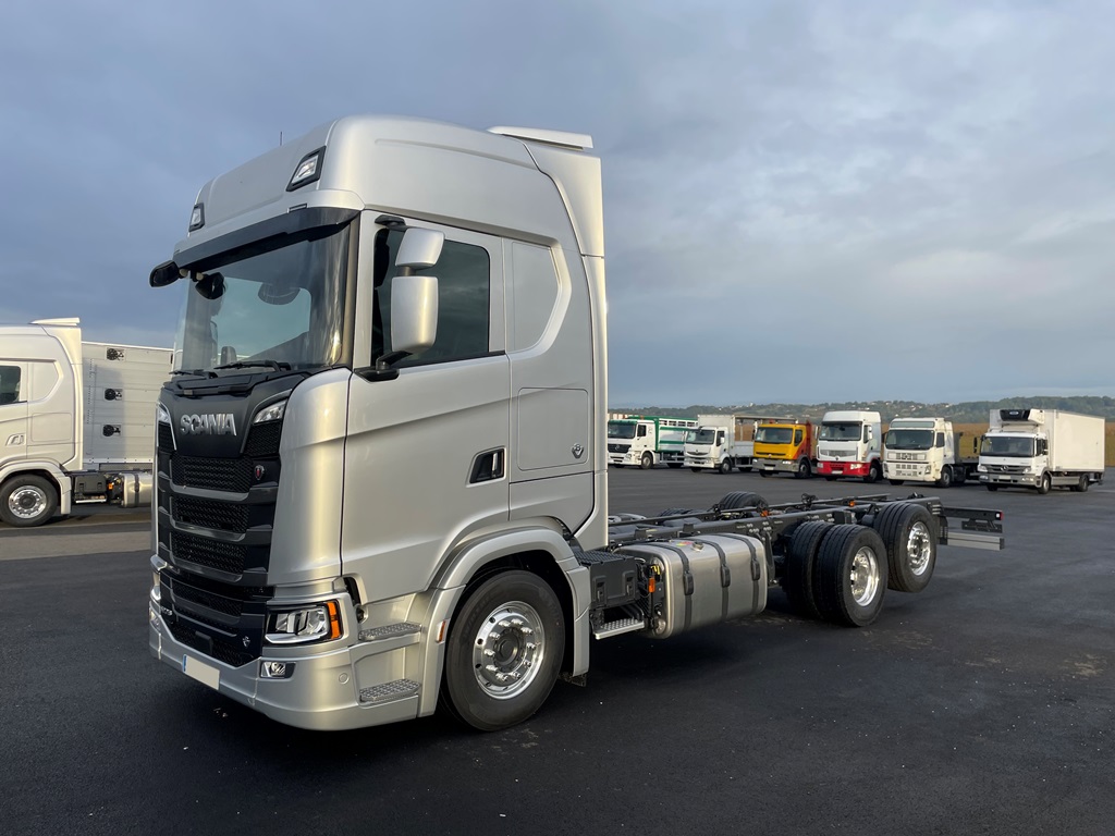 SCANIA - S590 - 6x2 - 2024