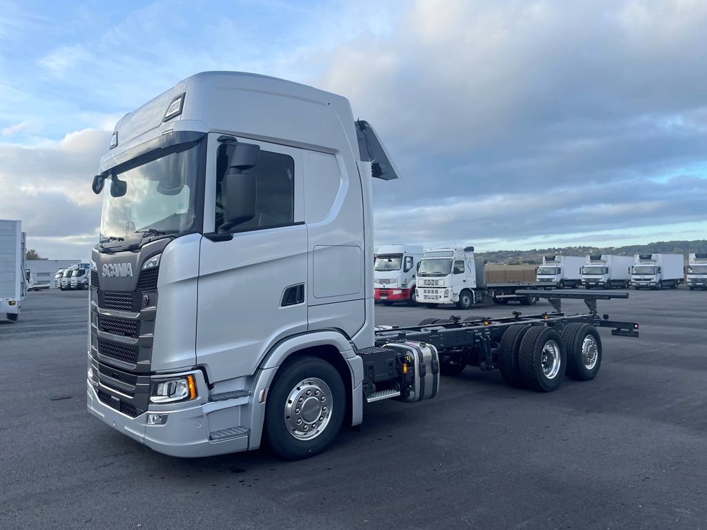 SCANIA - S660 - 6x2 - 2024