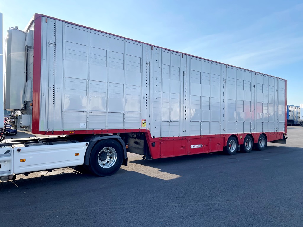 PEZZAIOLI - 3 floors - 2 parts - Pallets loading door - 2012