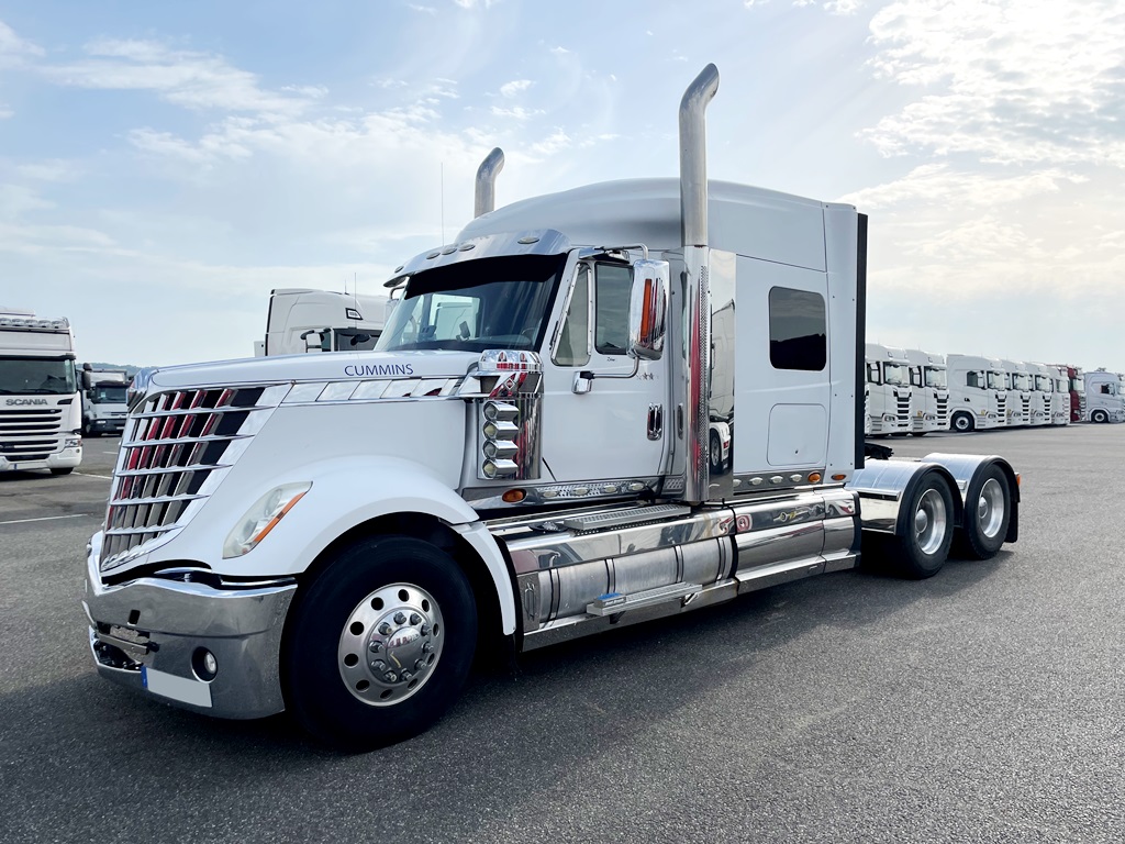 INTERNATIONAL - LONESTAR - CUMMINS 600 - 2011