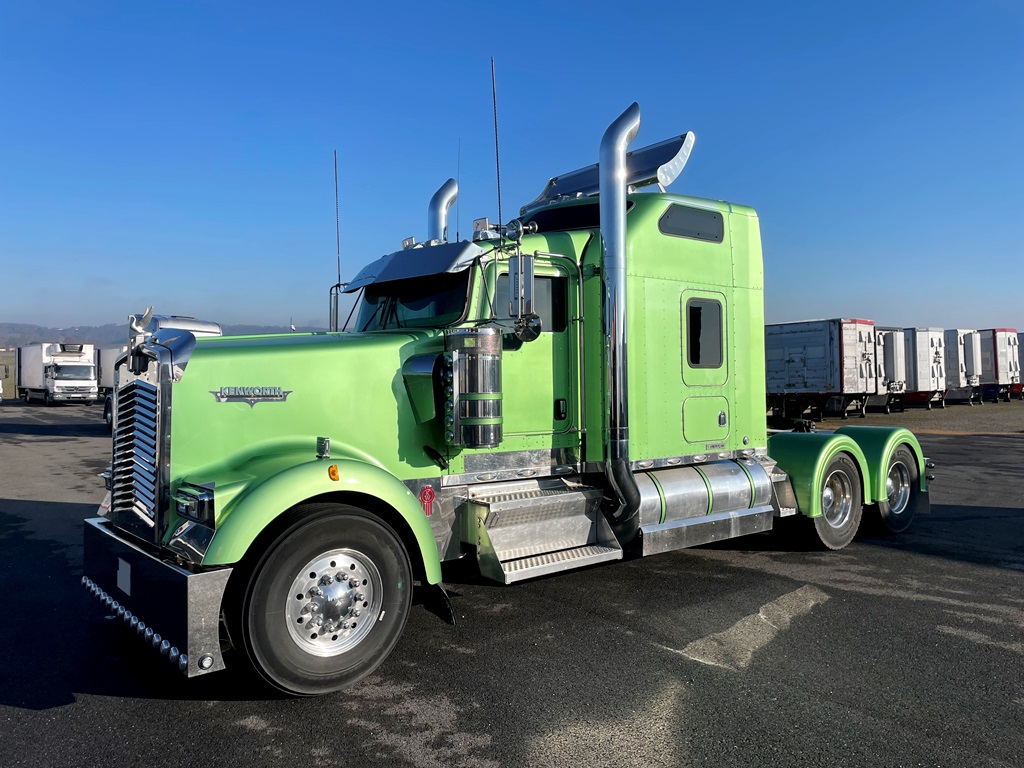 KENWORTH - W900 - 2005