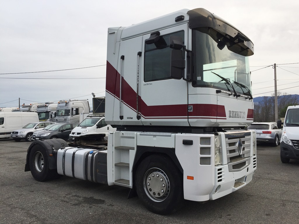 Renault magnum 500