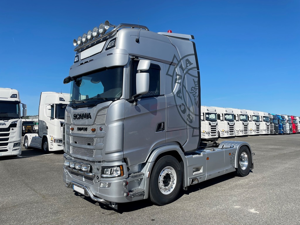 SCANIA - S730 - 2017