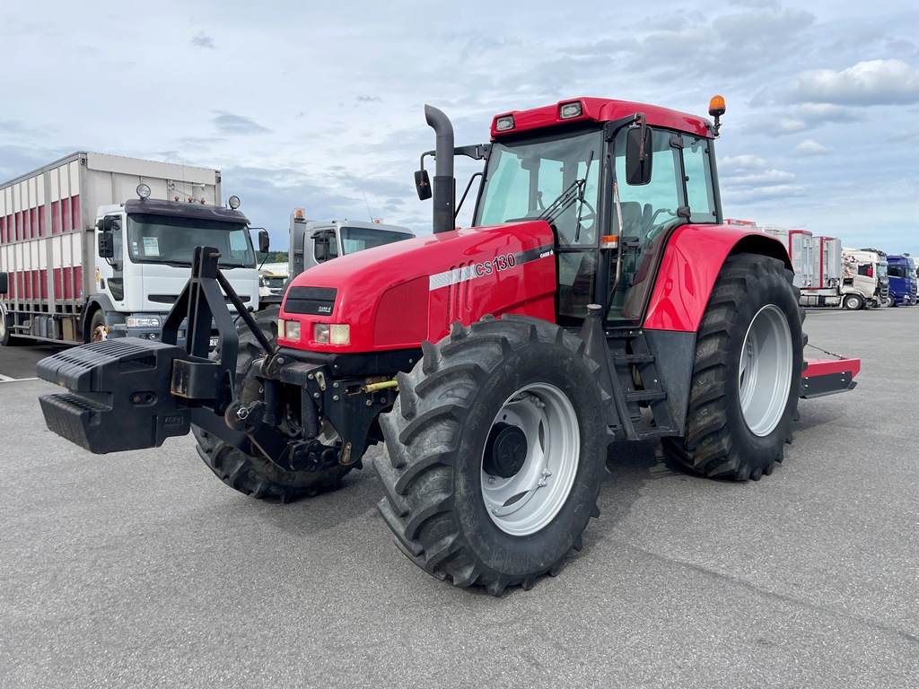 CASE IH CS 130 + Gyrobroyeur