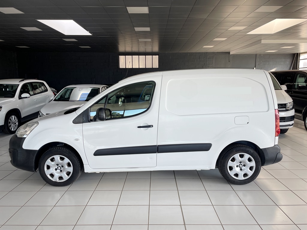 PEUGEOT PARTNER III STANDARD 650kg BLUEHDI 100CH S&S BVM5 - 2018