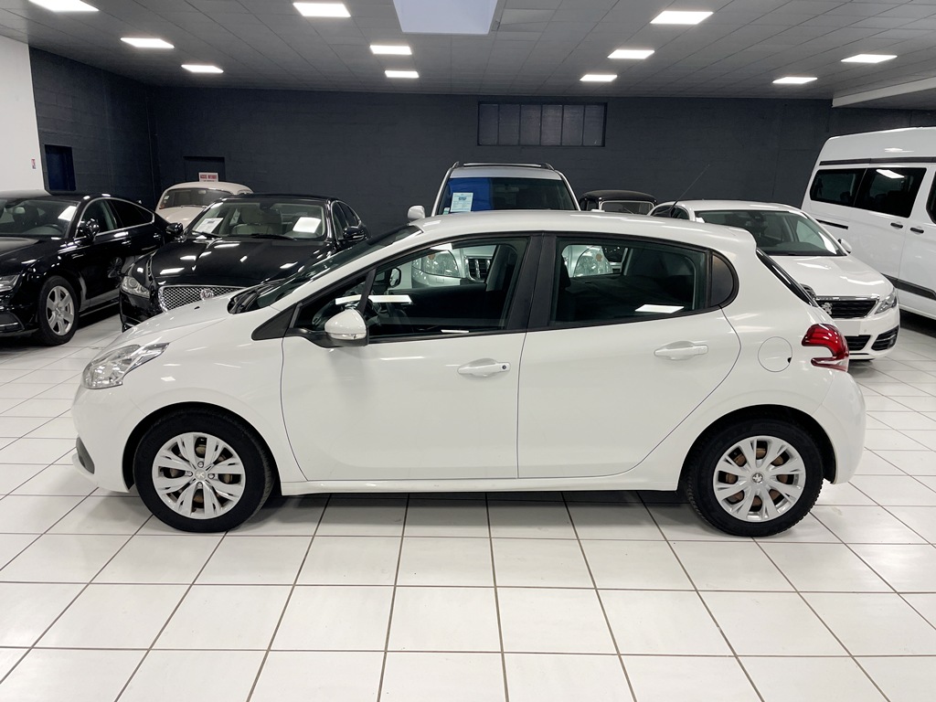 PEUGEOT 208 AFFAIRE 1.6 BLUEHDI 75CH PACK CLIM NAV - 2016