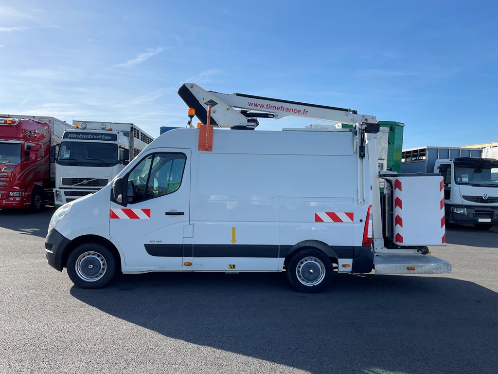 RENAULT MASTER III (F62) F3300 2.3 DCI 125CH - NACELLE - 2016