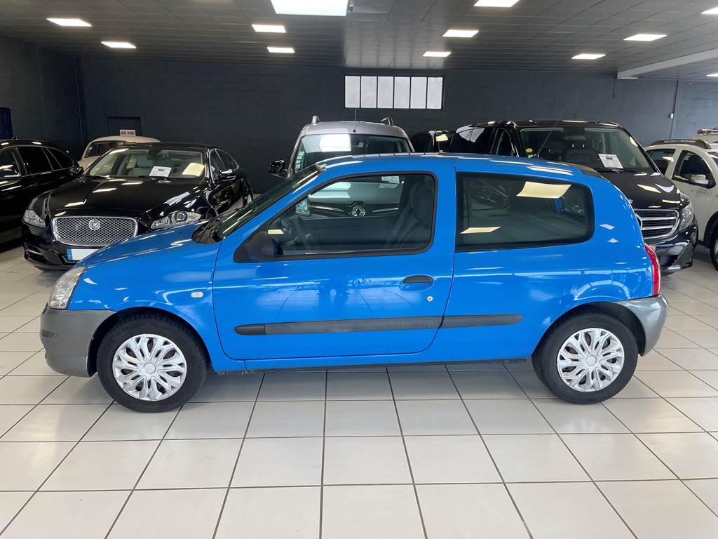 RENAULT CLIO CAMPUS STE II (S65) 1.5 DCI 65CH 3P - 2010