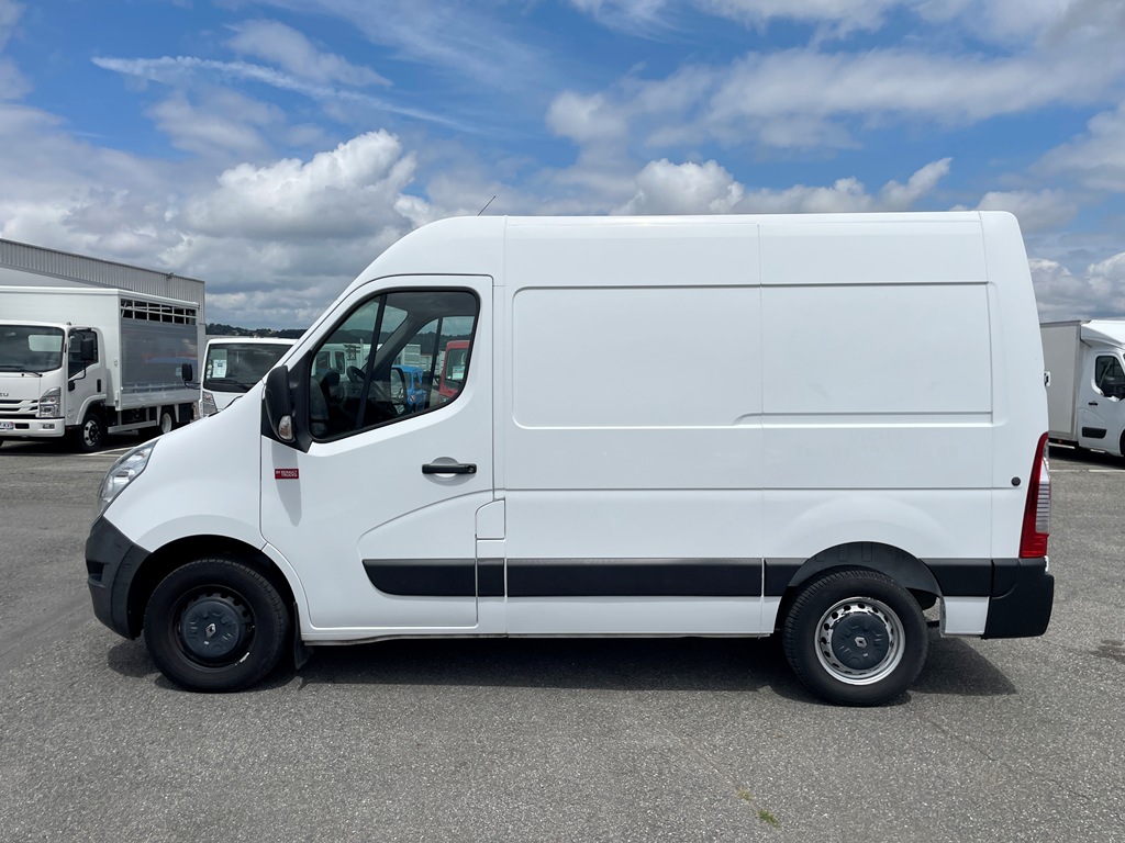 RENAULT MASTER FG III (F62) F3300 L1H2 2.3 DCI 110CH - 2018