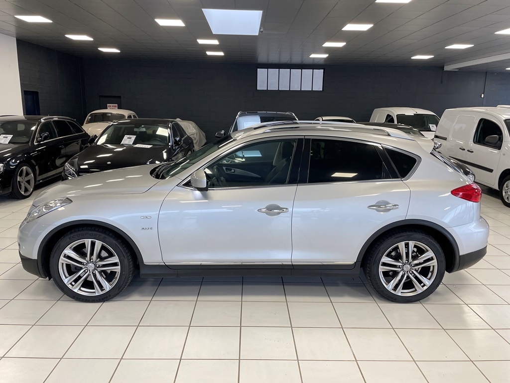 INFINITI QX50 3.0D 238CH GT PREMIUM - 2015