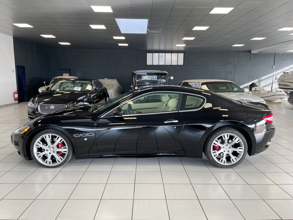 MASERATI GRANTURISMO 4.7 S V8 440CH - 2009