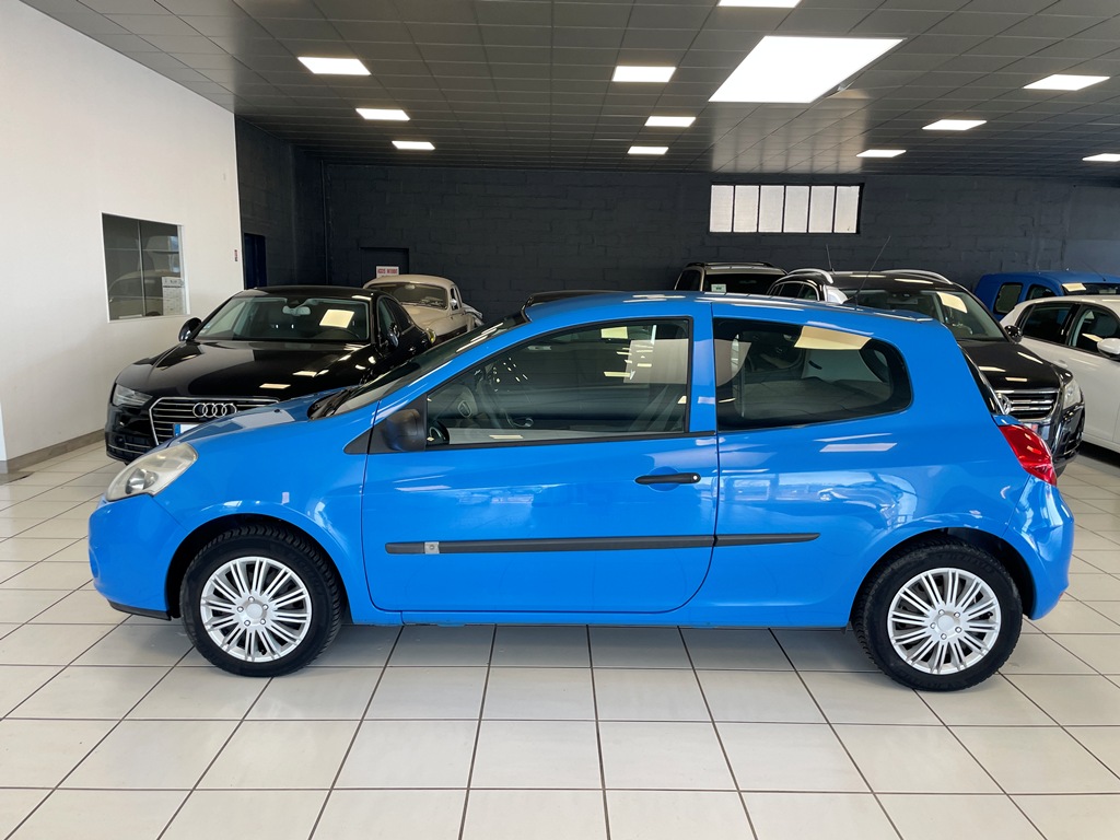 RENAULT CLIO STE III (S85) 1.5 DCI 75CH AIR ECO² 3P - 2011